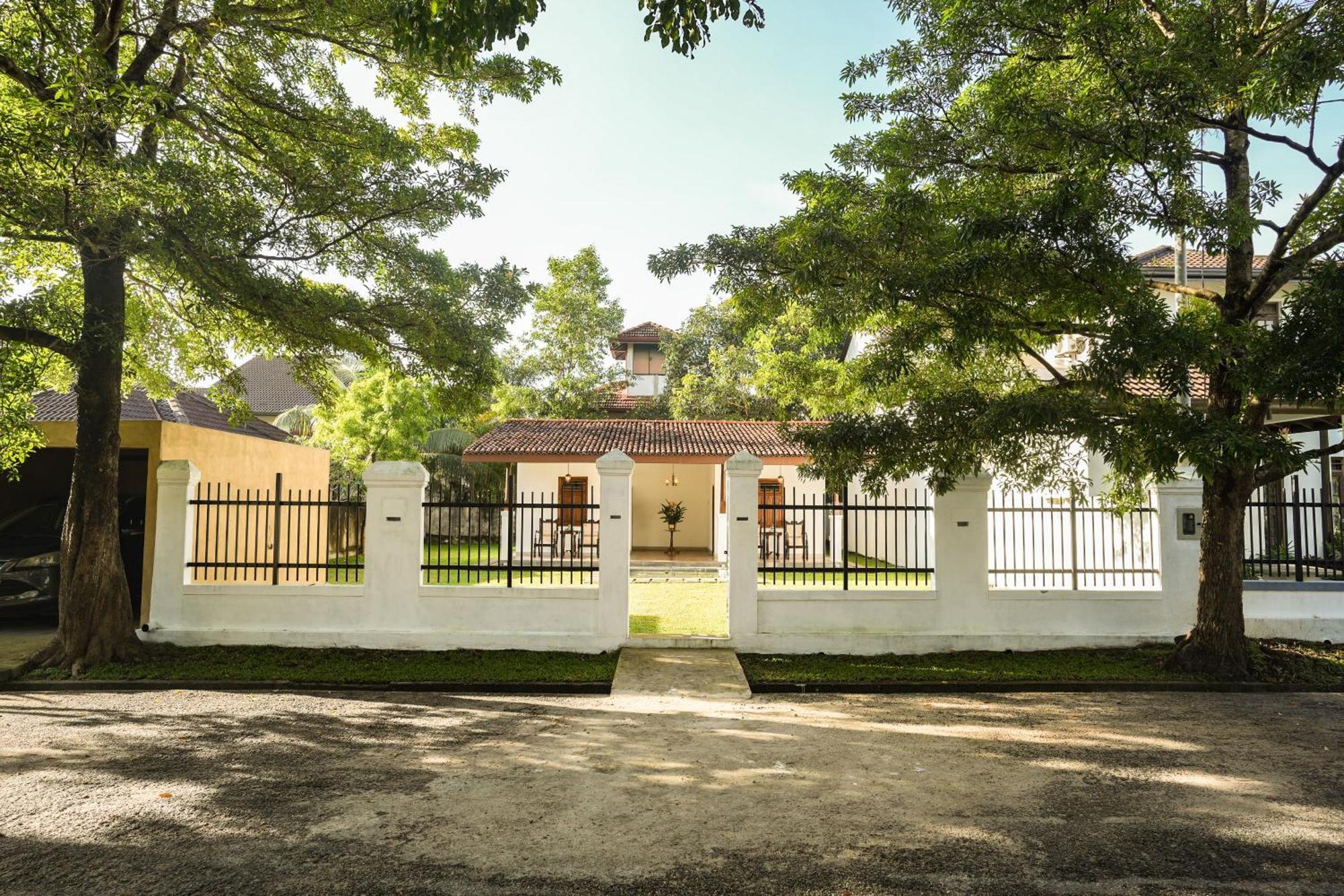 Summer House - Private Villa Close To International Airport Bia Ja-Ela Esterno foto